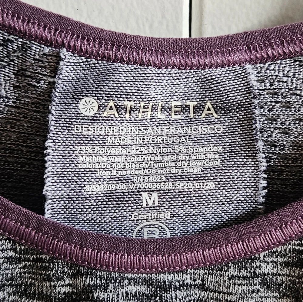 Athleta Impact Crop Top in Women's M - Picture 6 of 15